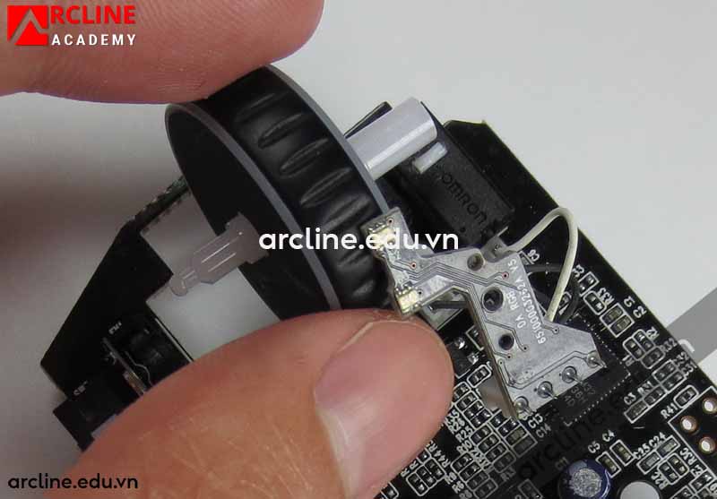 cách sửa con lăn giữa chuột 2